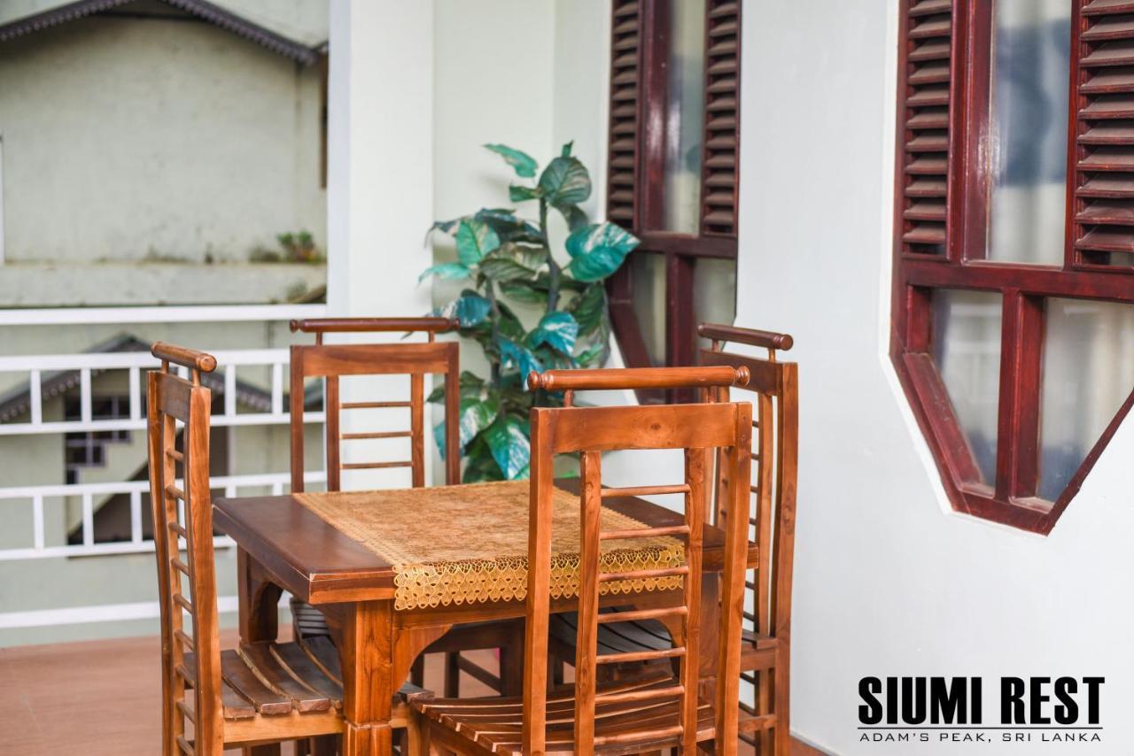 Siumi Rest Hotel Nallathanniya Exterior photo